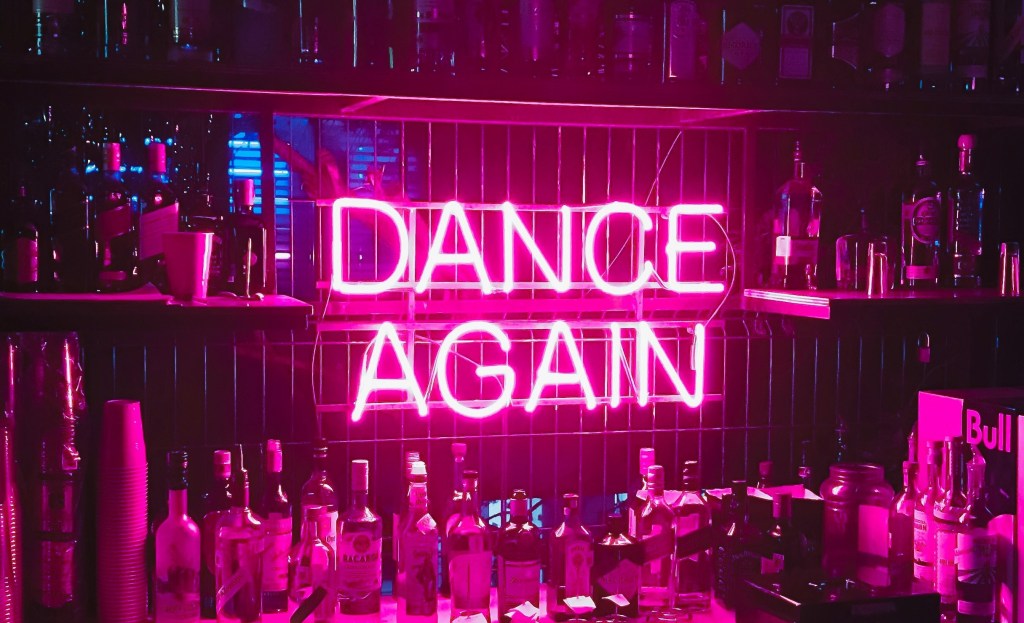 Trouver des polices de caractères : Où chercher et comment respecter les&nbsp;licences